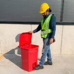 Bote de Basura 80 Lts. / 20 Galones color Rojo - Imagen 9