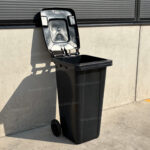 Bote de Basura 120 Lts. / 30 Galones color Negro - Imagen 6