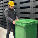 Bote de Basura 240 Lts. / 65 Galones color Verde - Imagen 9